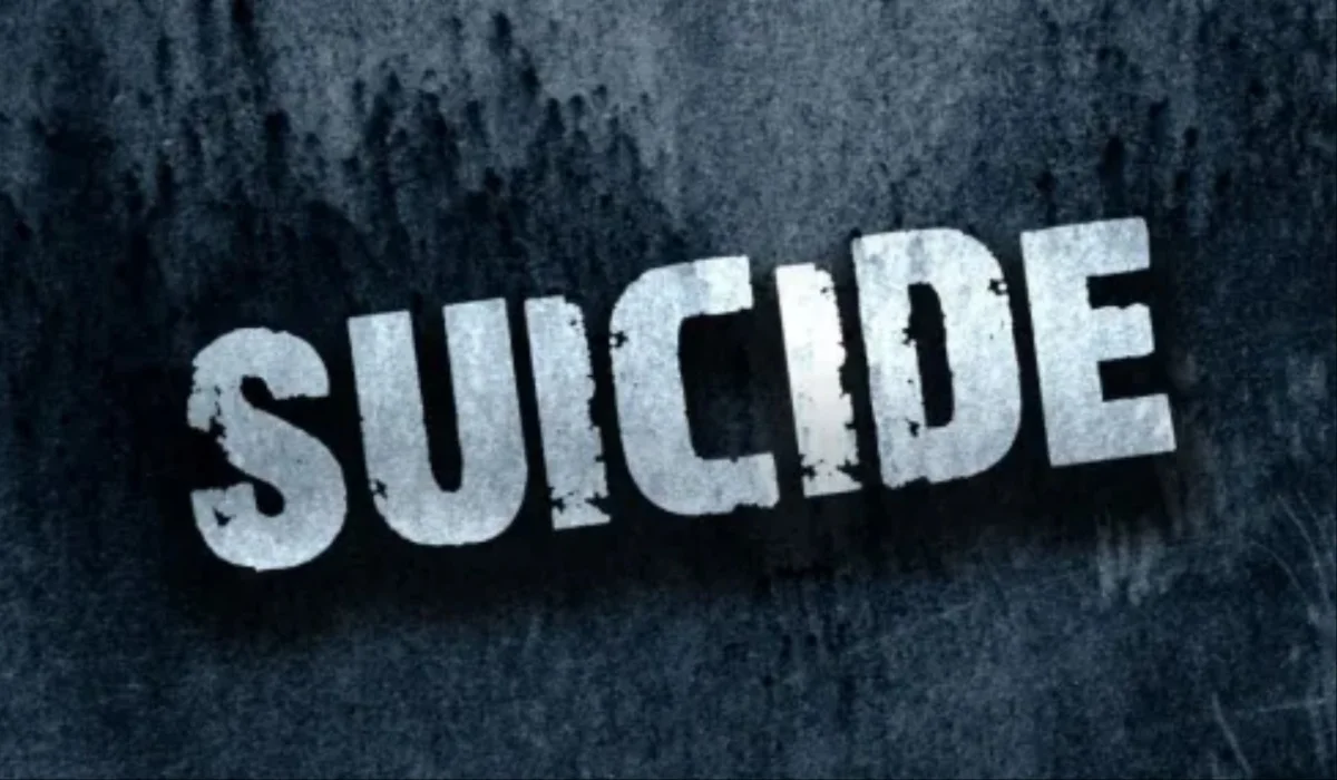 Man commits suicide outside accuser’s house
