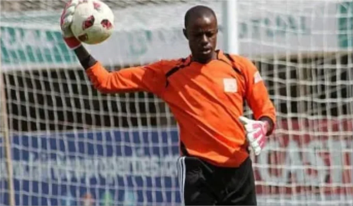 Hwange goalkeeper dies during match