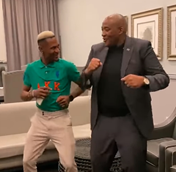 Limpopo Boy teaches Minister Gayton McKenzie the viral dance ‘Yebo Lapho’