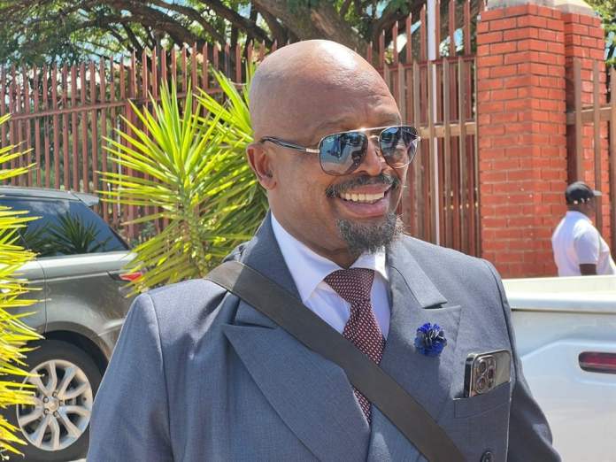 Sello Maake KaNcube faces his wife