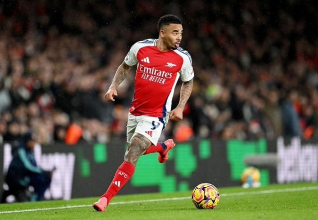 Arsenal end winless streak with victory over Nottingham Forest 3-0