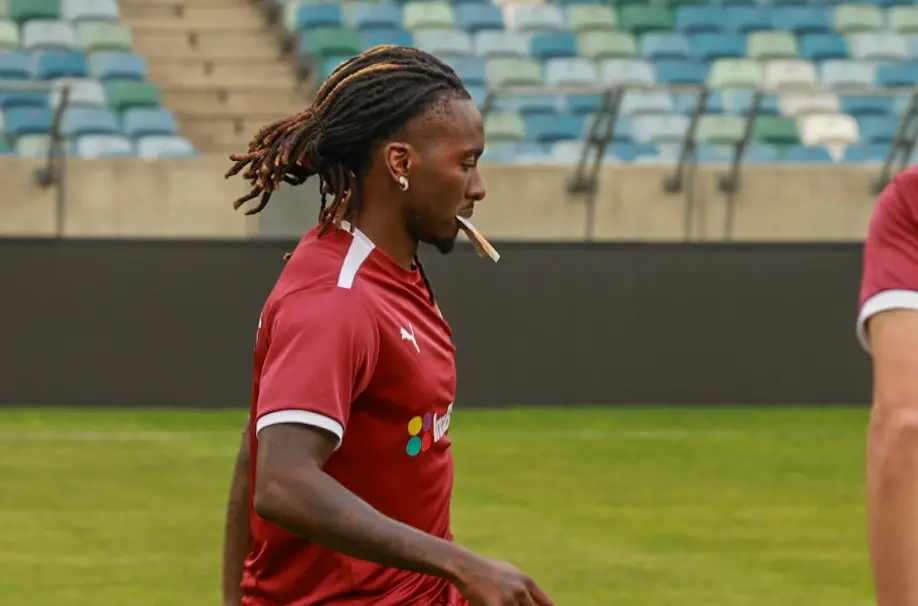 Zemura reacts to Warriors squad omission