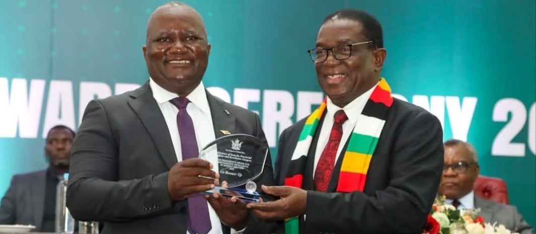 Mnangagwa Rewards Loyalist Ezra Chadzamira With Top Award Amid Merit Concerns – Eduzim News