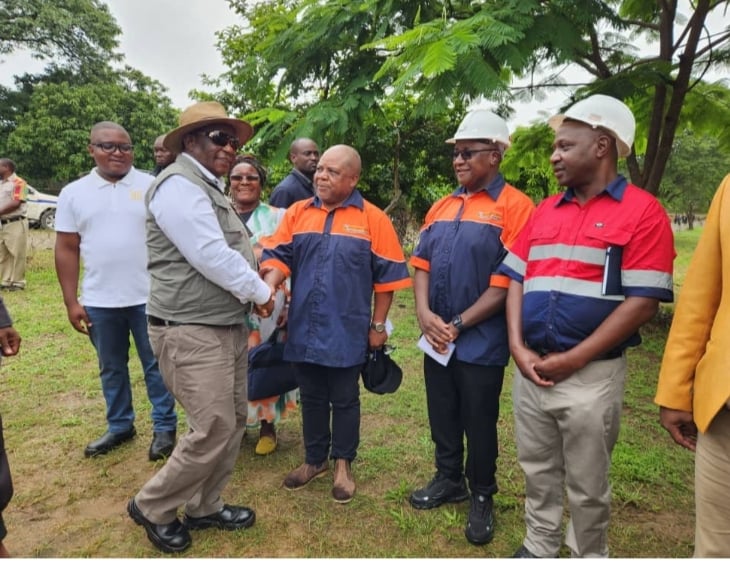 Mnangagwa Keeps Gen Chiwenga Busy In Peripheries While Plotting His Deputy’s Downfall ? – Eduzim News