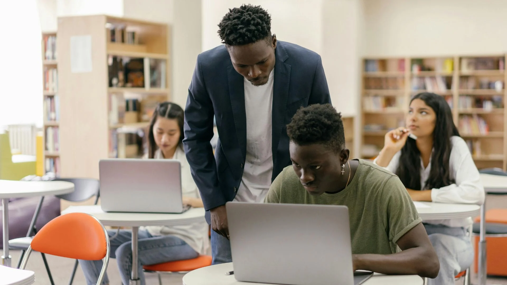 South African Higher Education Firm Stadio Introduces Traffic Light System to Guide Student AI Use