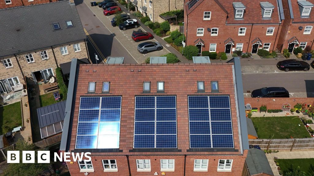 Heat pumps for all new homes and plug-in solar in green tech drive