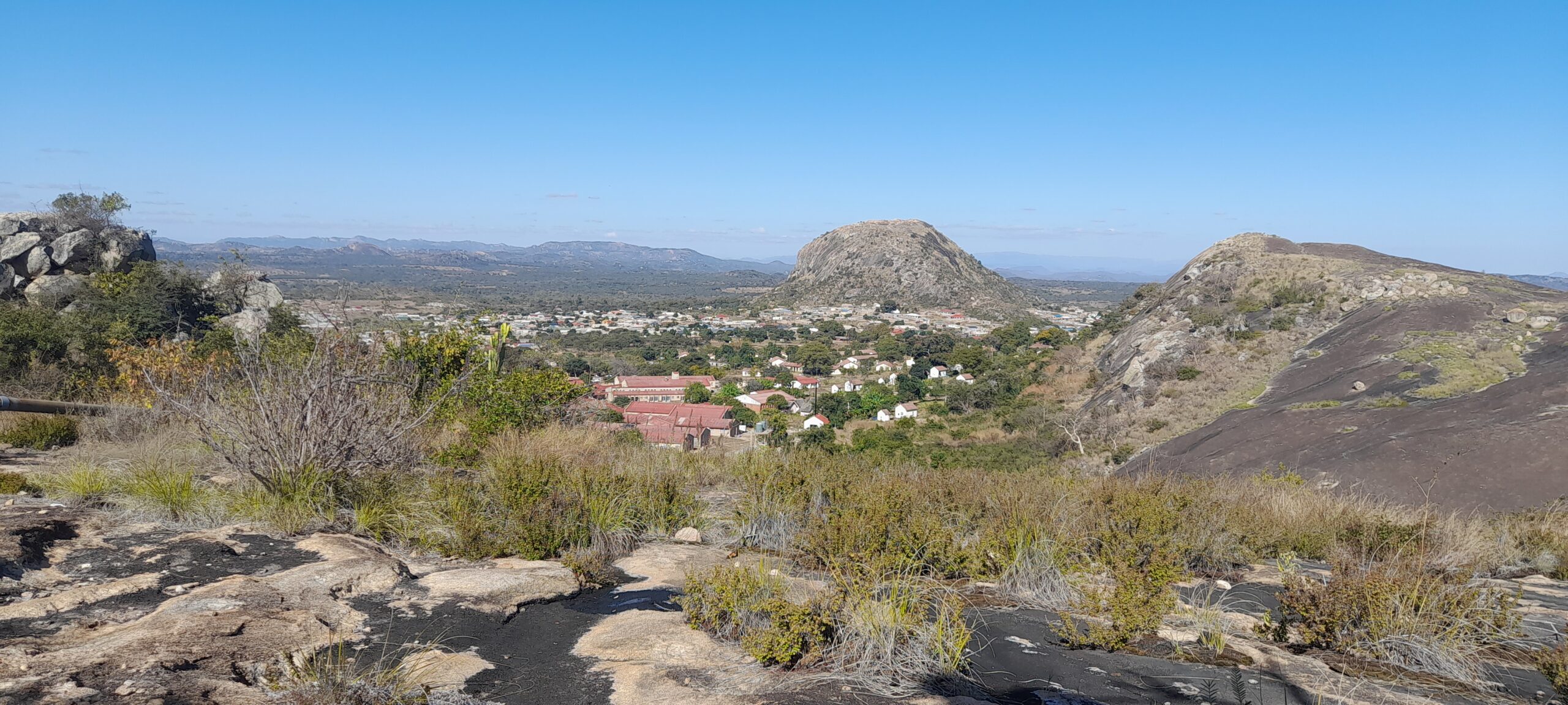 Bunyoro and Buganda 8 Bunyoro and Buganda